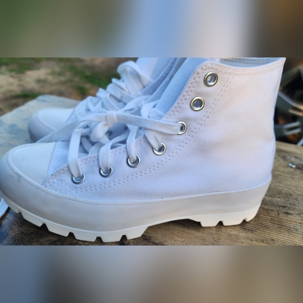 Converse White High-Top Sneakers Classic Design - Picture 5 of 10